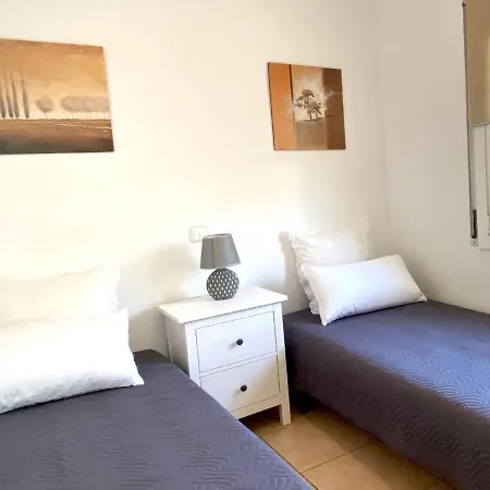 Casa Comoda Delante De La Playa Con Vista Al Mar * קמברילס