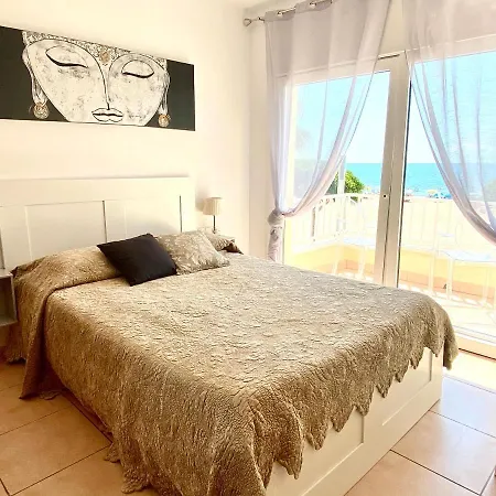 Дом отдыха Casa Comoda Delante De La Playa Con Vista Al Mar